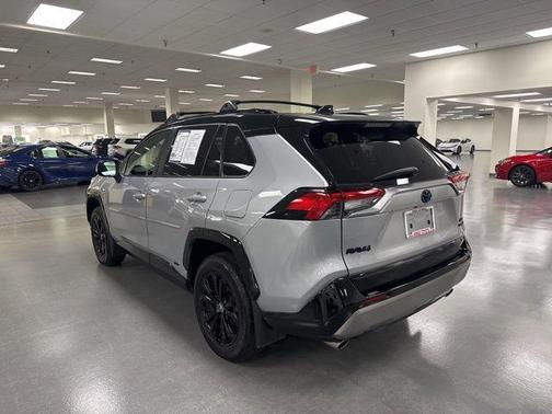 2024 Toyota RAV4 Hybrid SE
