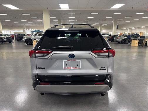 2024 Toyota RAV4 Hybrid SE