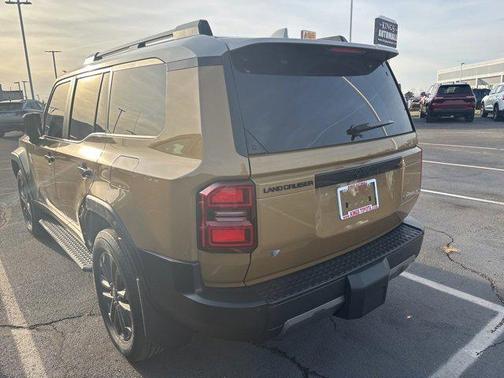 2024 Toyota Land Cruiser Base