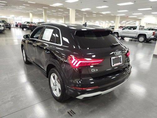 2021 Audi Q3 40 Premium