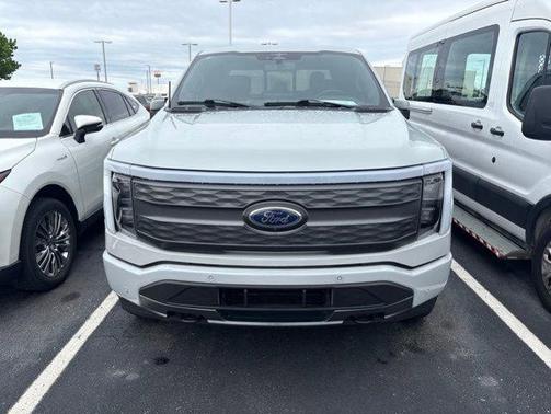Avalanche 2023 Ford F-150 Lightning LARIAT