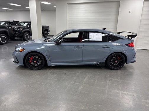 2024 Honda Civic Type R Base