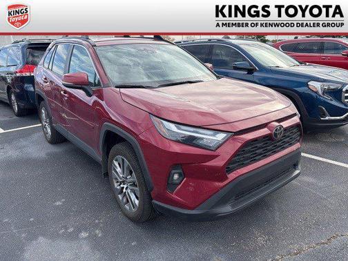 2023 Toyota RAV4 XLE Premium
