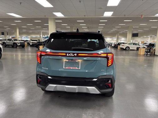 2024 Kia Seltos S