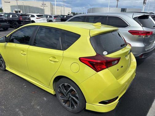 Spring Green 2016 Scion iM Base