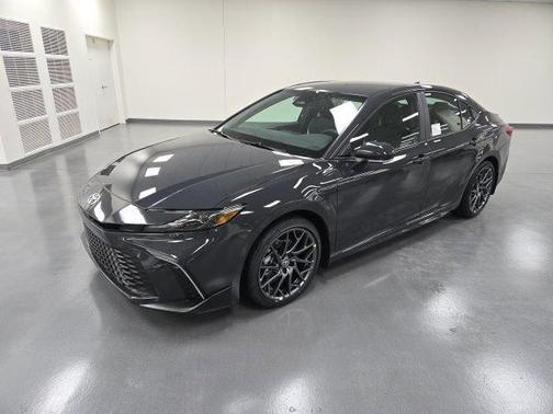 Underground 2026 Toyota Camry SE