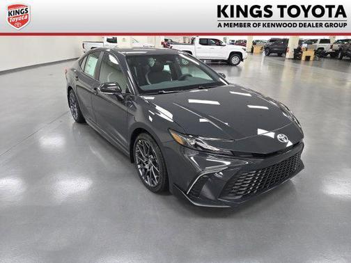 Underground 2026 Toyota Camry SE