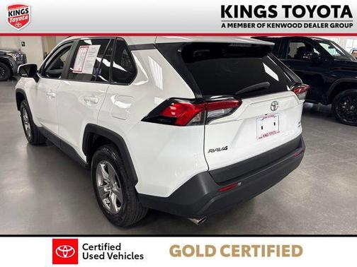 Ice Cap 2025 Toyota RAV4 XLE