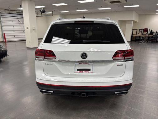 Pure White 2021 Volkswagen Atlas 3.6L SEL