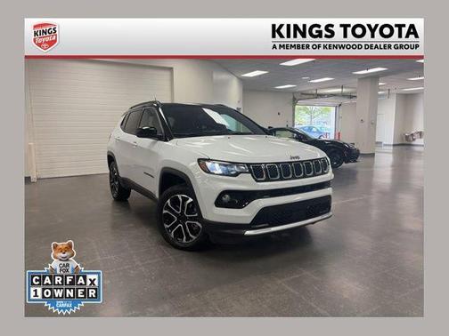 Bright White Clearcoat 2023 Jeep Compass Limited
