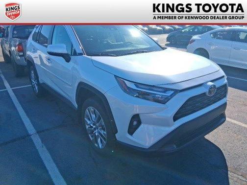 2023 Toyota RAV4 XLE Premium