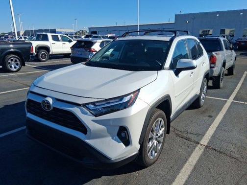2023 Toyota RAV4 XLE Premium
