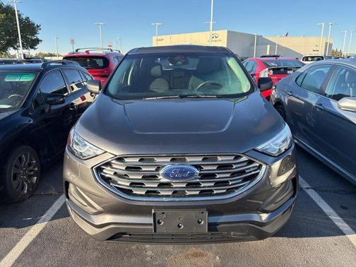 2020 Ford Edge SE