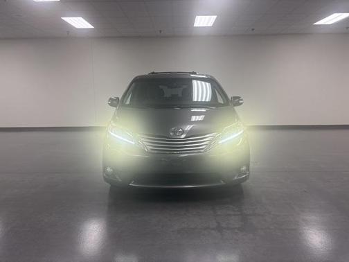 2015 Toyota Sienna Limited Premium
