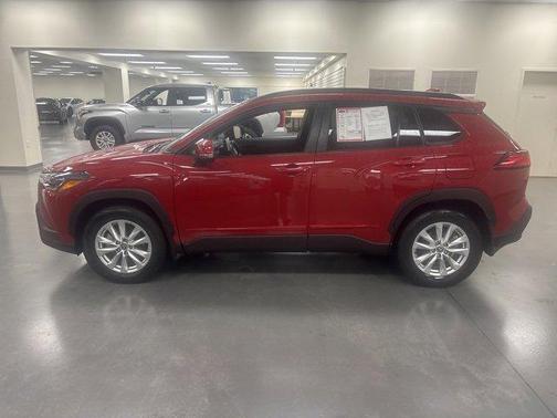 2023 Toyota Corolla Cross LE