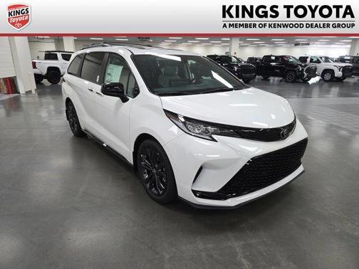 Ice 2026 Toyota Sienna XSE 7 Passenger