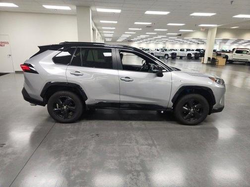 2021 Toyota RAV4 Hybrid XSE