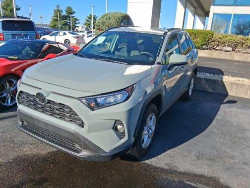 2021 Toyota RAV4 XLE