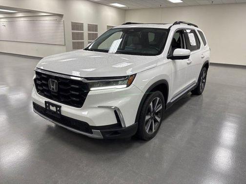 2023 Honda Pilot AWD Elite