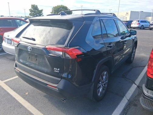 2022 Toyota RAV4 XLE Premium