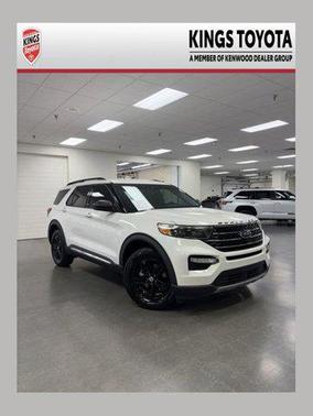Star White Metallic Tri-Coat 2021 Ford Explorer XLT
