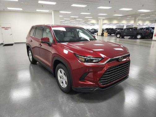 2025 Toyota Grand Highlander LE