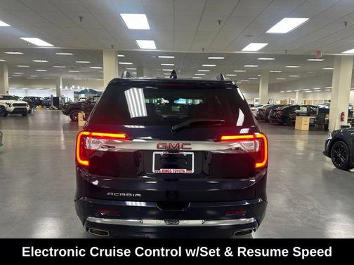 Midnight Blue Metallic 2022 GMC Acadia Denali