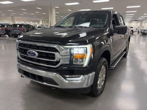 Agate Black Metallic 2023 Ford F-150 XLT