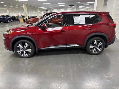 2022 Nissan Rogue SL