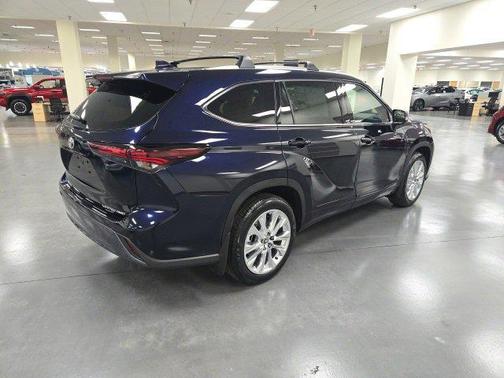 2026 Toyota Highlander Limited