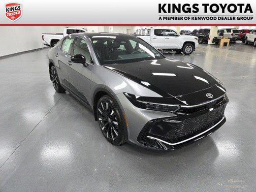 2026 Toyota Crown Platinum