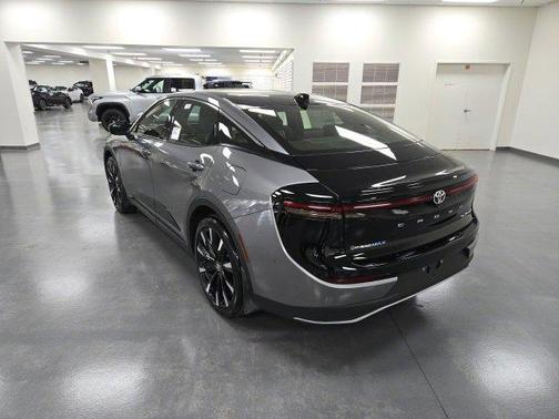 2026 Toyota Crown Platinum