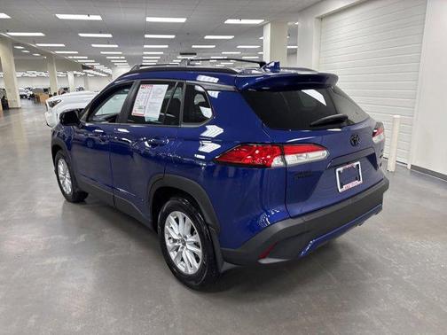 2024 Toyota Corolla Cross LE