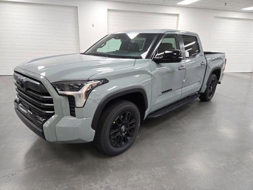 Lunar 2026 Toyota Tundra Limited