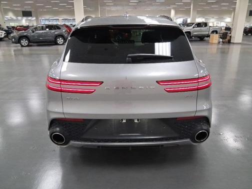 2024 Genesis GV70 2.5T