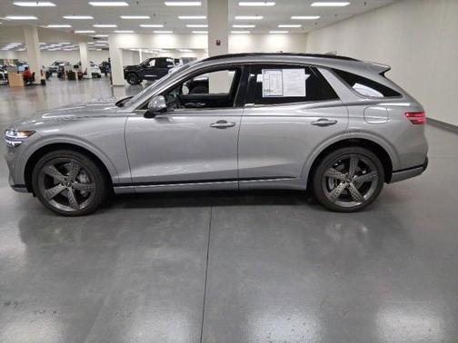 2024 Genesis GV70 2.5T