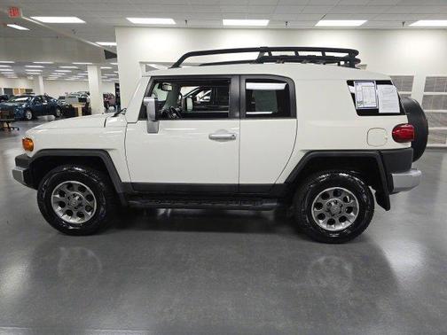 2013 Toyota FJ Cruiser Base