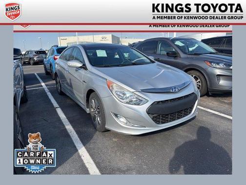 Starlight Silver 2015 Hyundai SONATA Hybrid Limited