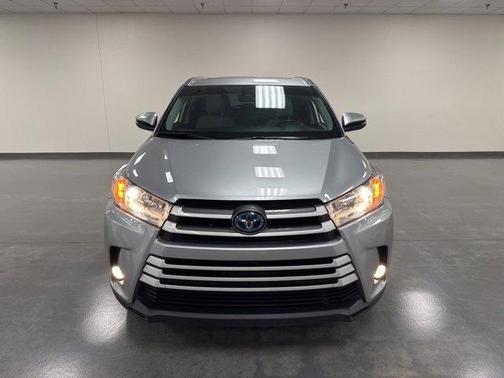 2019 Toyota Highlander Hybrid XLE
