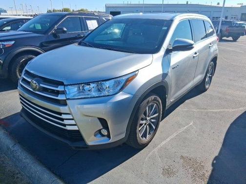 2019 Toyota Highlander Hybrid XLE