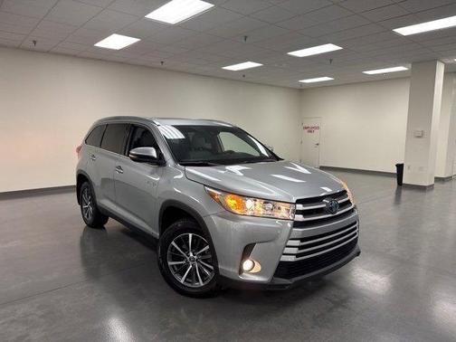 2019 Toyota Highlander Hybrid XLE