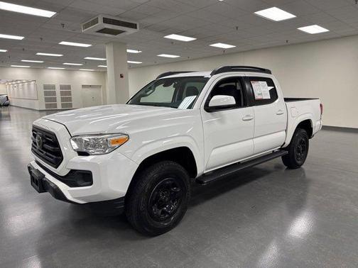 2019 Toyota Tacoma SR
