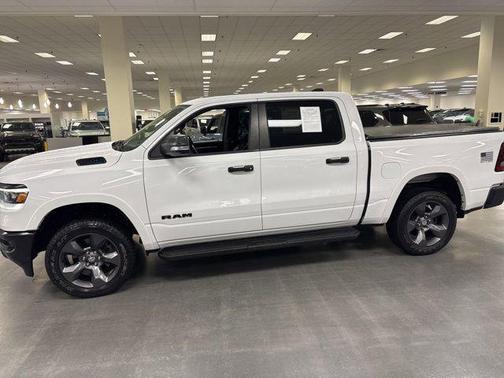 Bright White Clearcoat 2021 RAM 1500 Big Horn/Lone Star