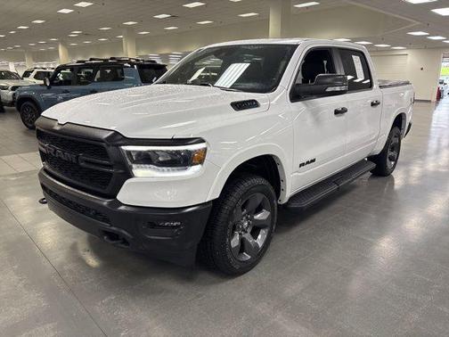 Bright White Clearcoat 2021 RAM 1500 Big Horn/Lone Star