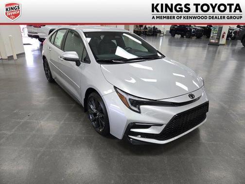 Classic Silver Metallic 2026 Toyota Corolla SE