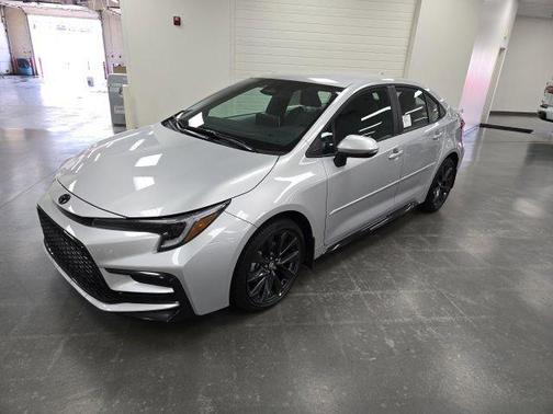 Classic Silver Metallic 2026 Toyota Corolla SE