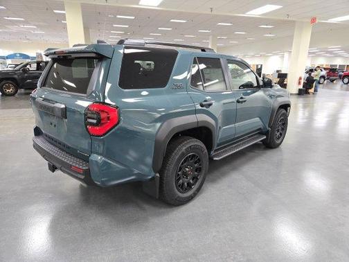 Everest 2026 Toyota 4Runner TRD Off Road Premium