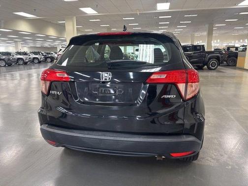 2016 Honda HR-V LX