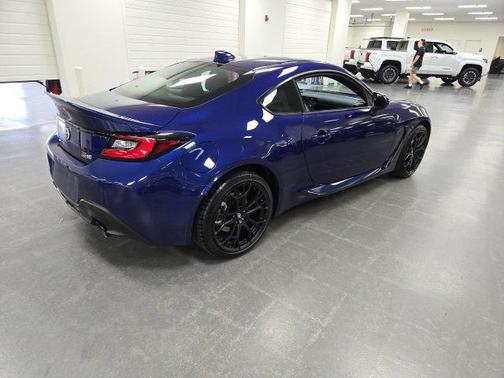 Trueno Blue 2026 Toyota GR86 Premium