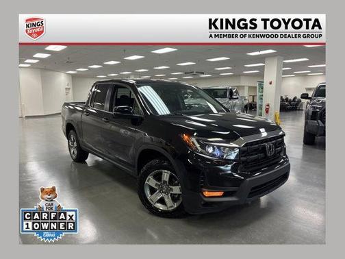 Crystal Black Pearl 2025 Honda Ridgeline RTL